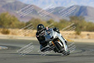 media/Jan-09-2022-SoCal Trackdays (Sun) [[2b1fec8404]]/Turn 14 (10am)/